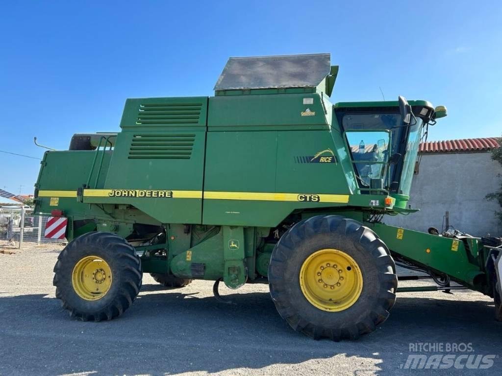 John Deere CTS Rice Moissonneuse batteuse