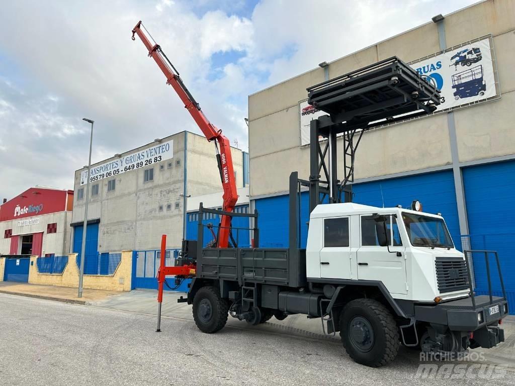 IPV FERROVIARIO Camion plateau ridelle avec grue