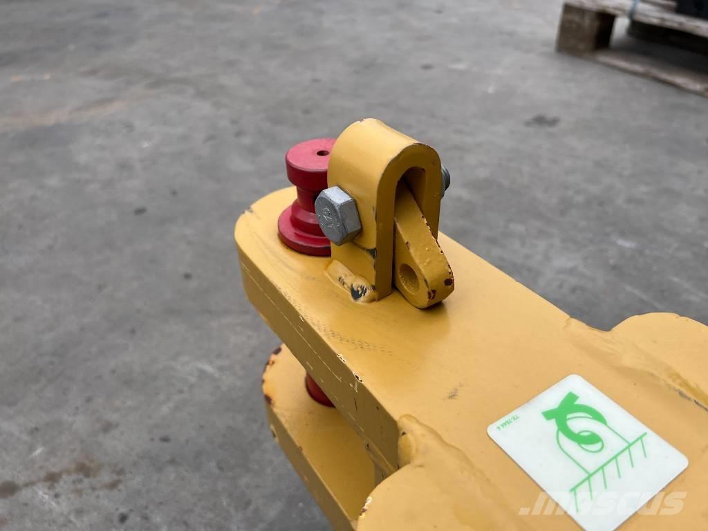 CAT D6R / D6T Zugmaul Autres accessoires