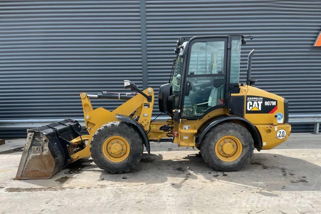 CAT 907M Chargeuse sur pneus