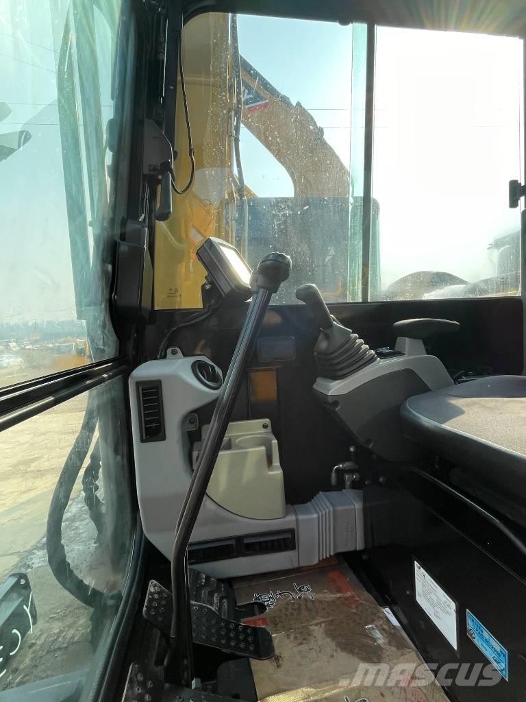 CAT 305 C CR Mini pelle < 7t