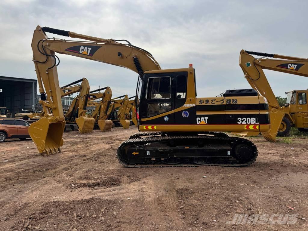 CAT 320 B L Pelle sur chenilles