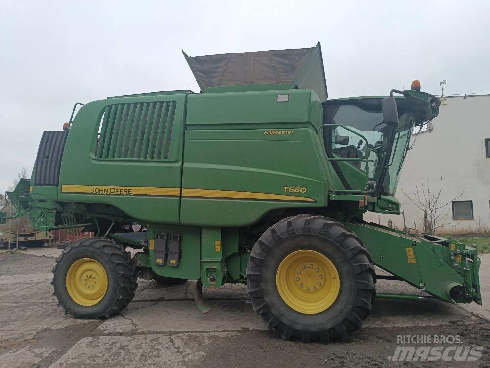 John Deere T 660 Moissonneuse batteuse