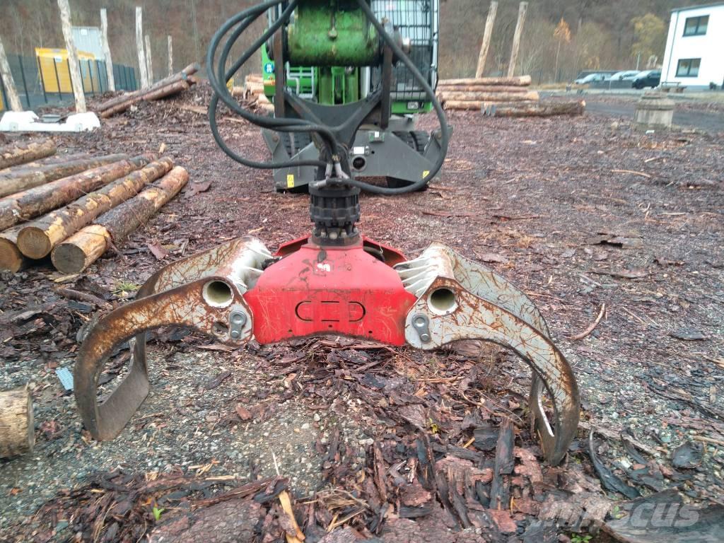 Sennebogen 818 E Pelle à déchets