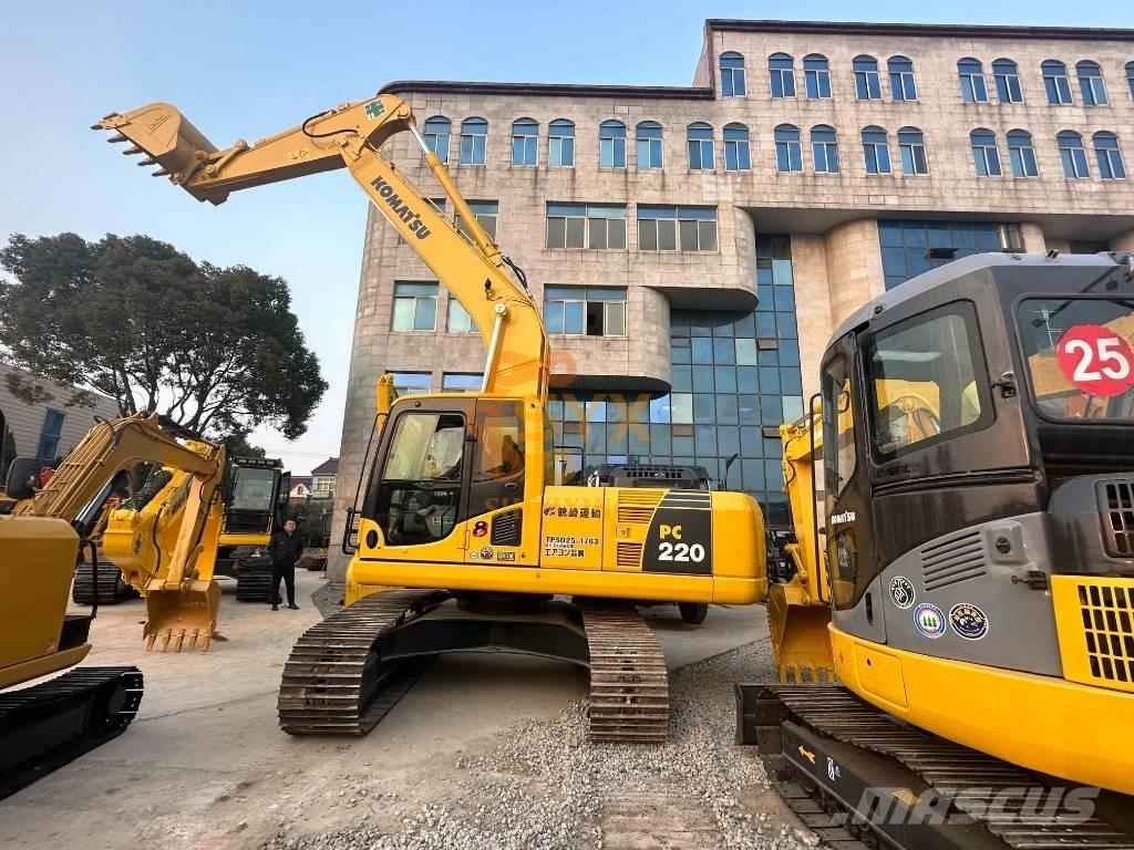 Komatsu PC 220-8 Pelle sur chenilles