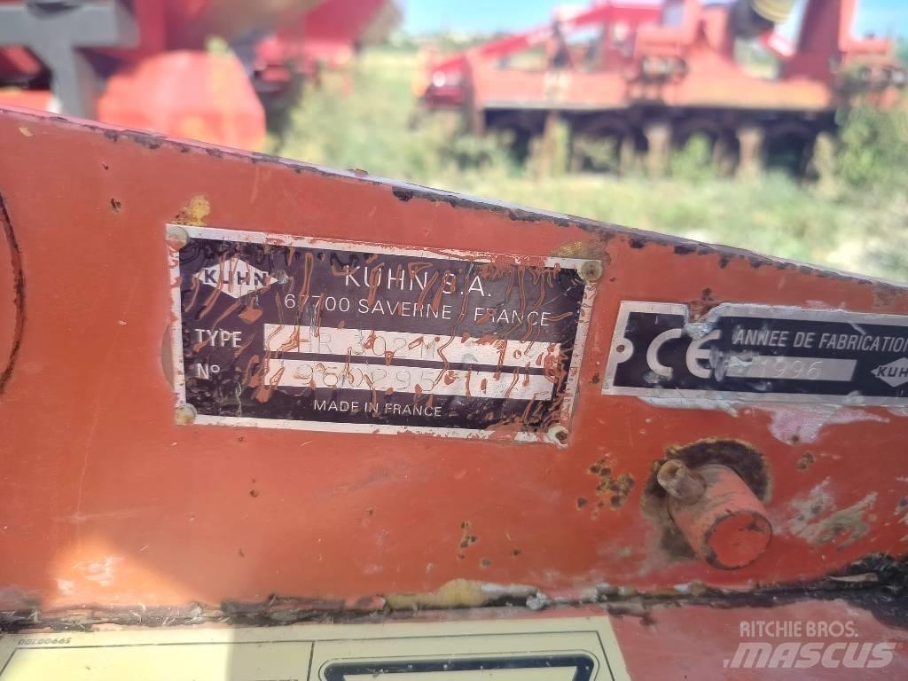 Kuhn HR 302 Herse