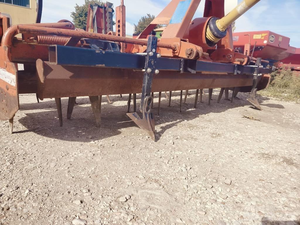 Kuhn HR 302 Herse