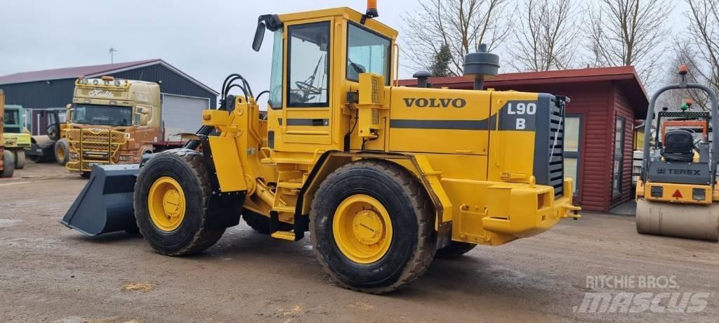 Volvo L 90 B Chargeuse sur pneus