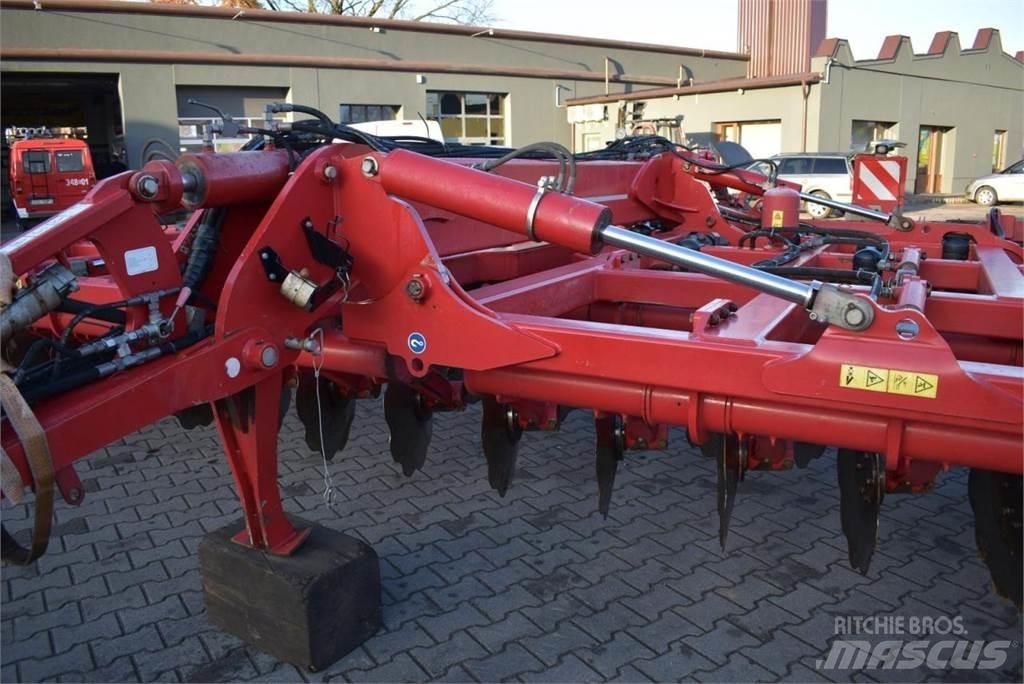 Horsch Tiger 8MT Déchaumeur, cultivateur