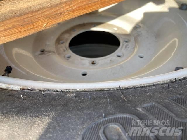 Trelleborg 540/65R34 Pneus, roues et jantes