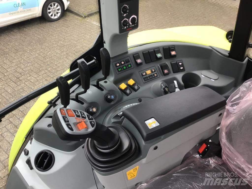 CLAAS Arion 450 CIS Tracteur