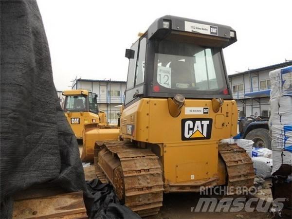 CAT D 5 K LGP Bouteurs sur chenilles