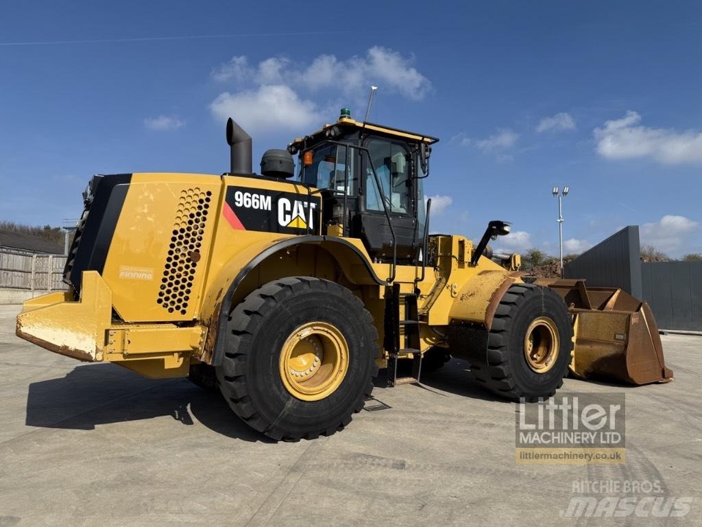 CAT 966 M Chargeuse sur pneus