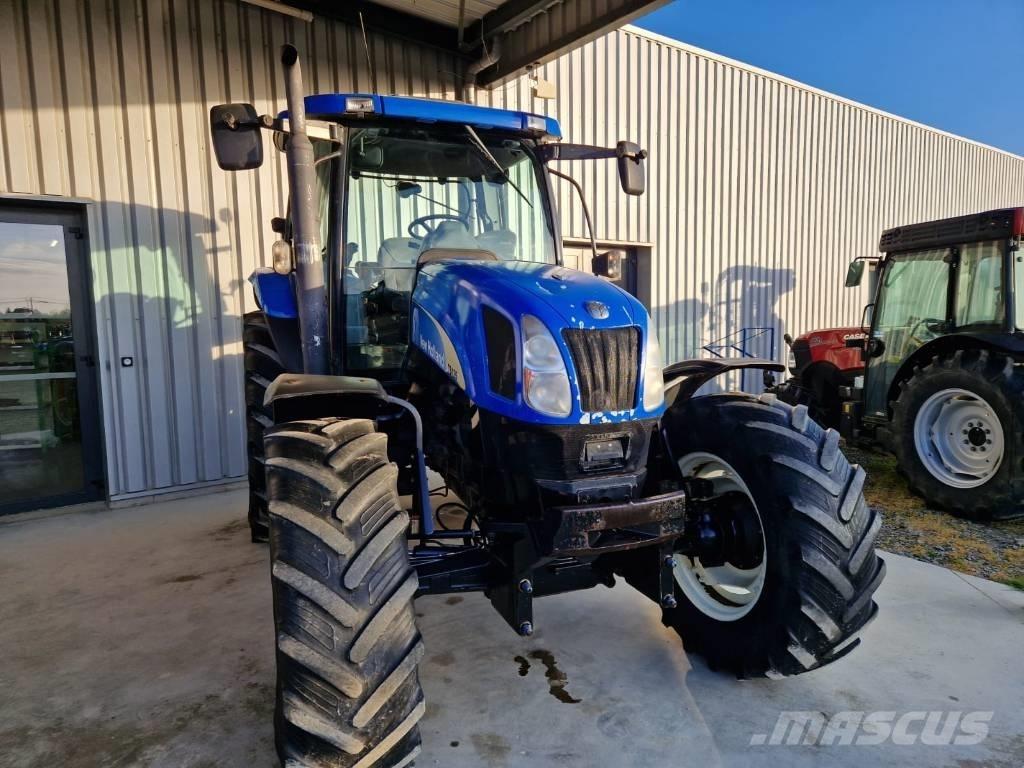 New Holland TSA 125 Tracteur
