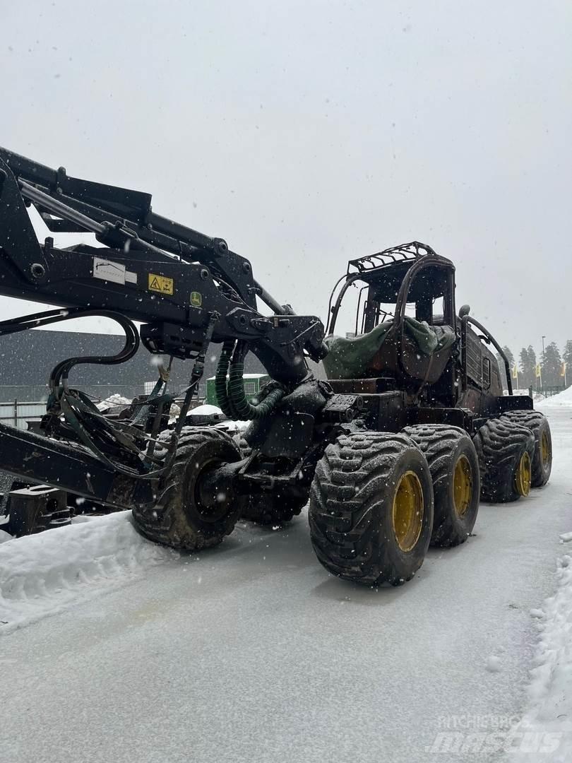 John Deere 1270G Abatteuse