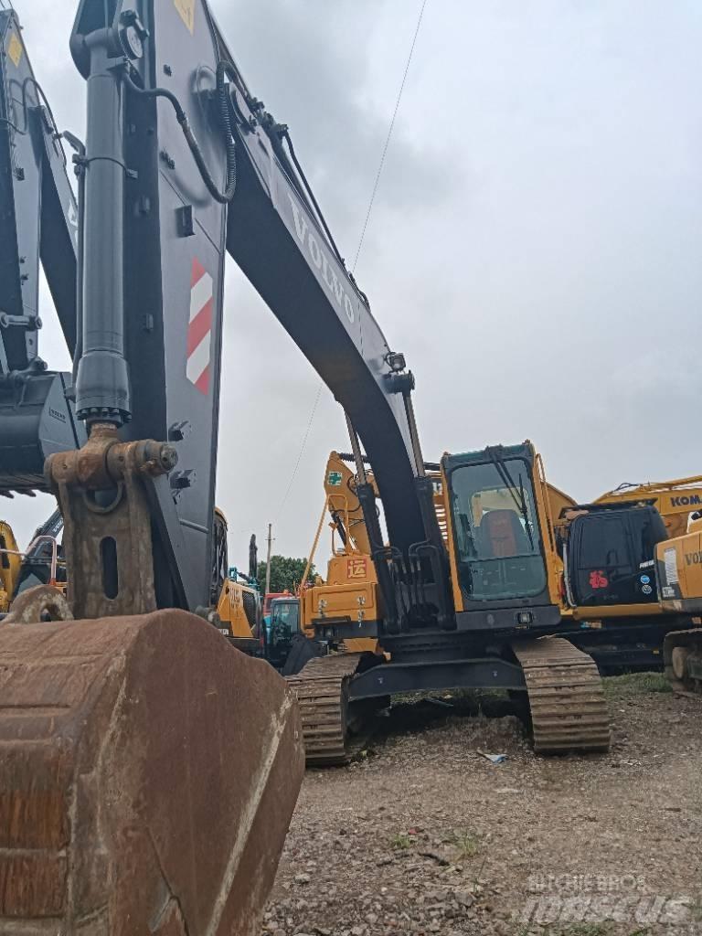 Volvo EC 210 Pelle sur chenilles