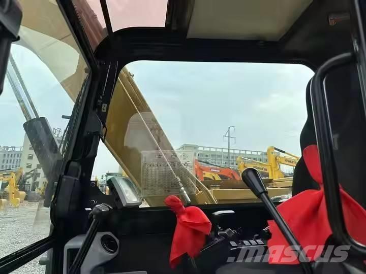 CAT 307 Pelle sur chenilles