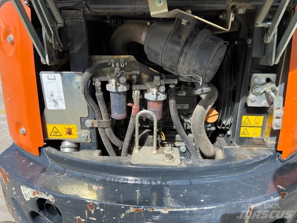 Hitachi ZX 19 U-6 Mini pelle < 7t