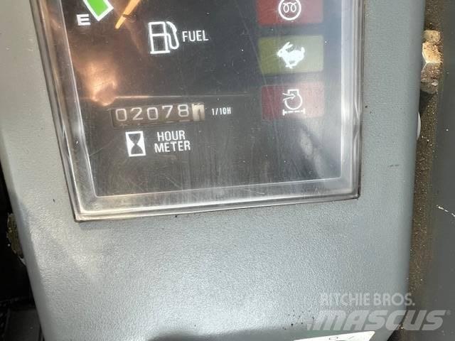 Takeuchi TB 23 R Mini pelle < 7t