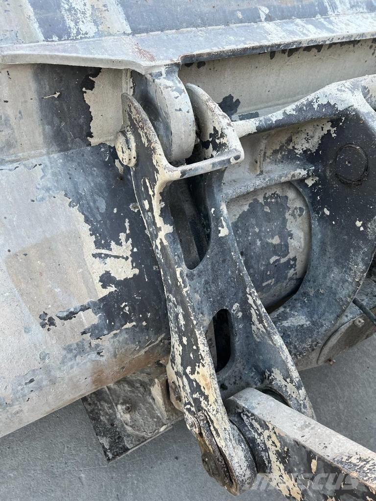 Volvo L120G Chargeuse sur pneus