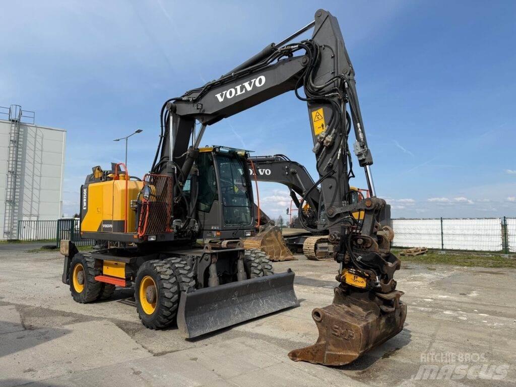Volvo EWR150E Pelle sur pneus