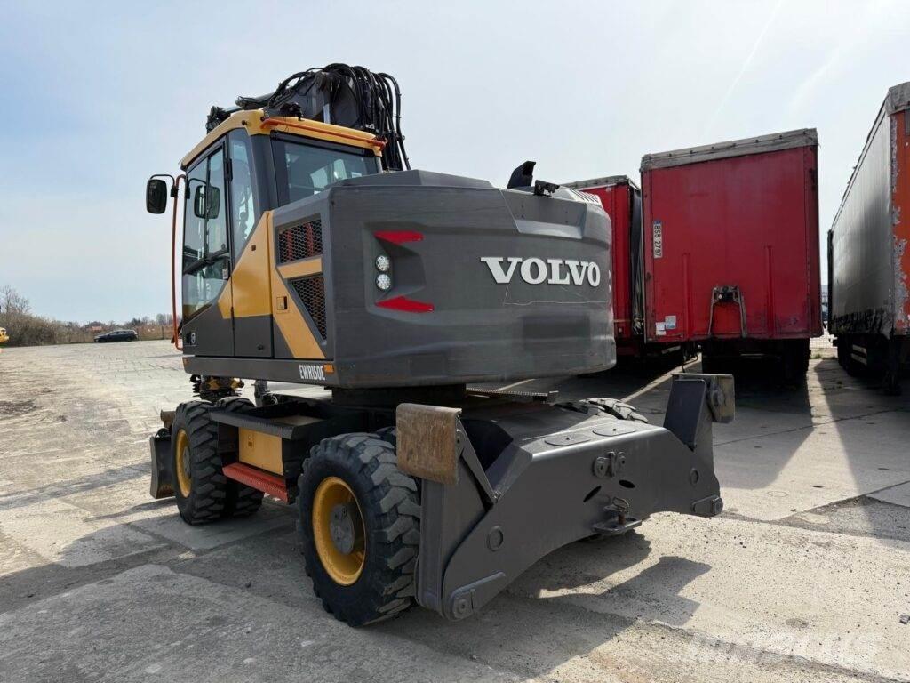 Volvo EWR150E Pelle sur pneus