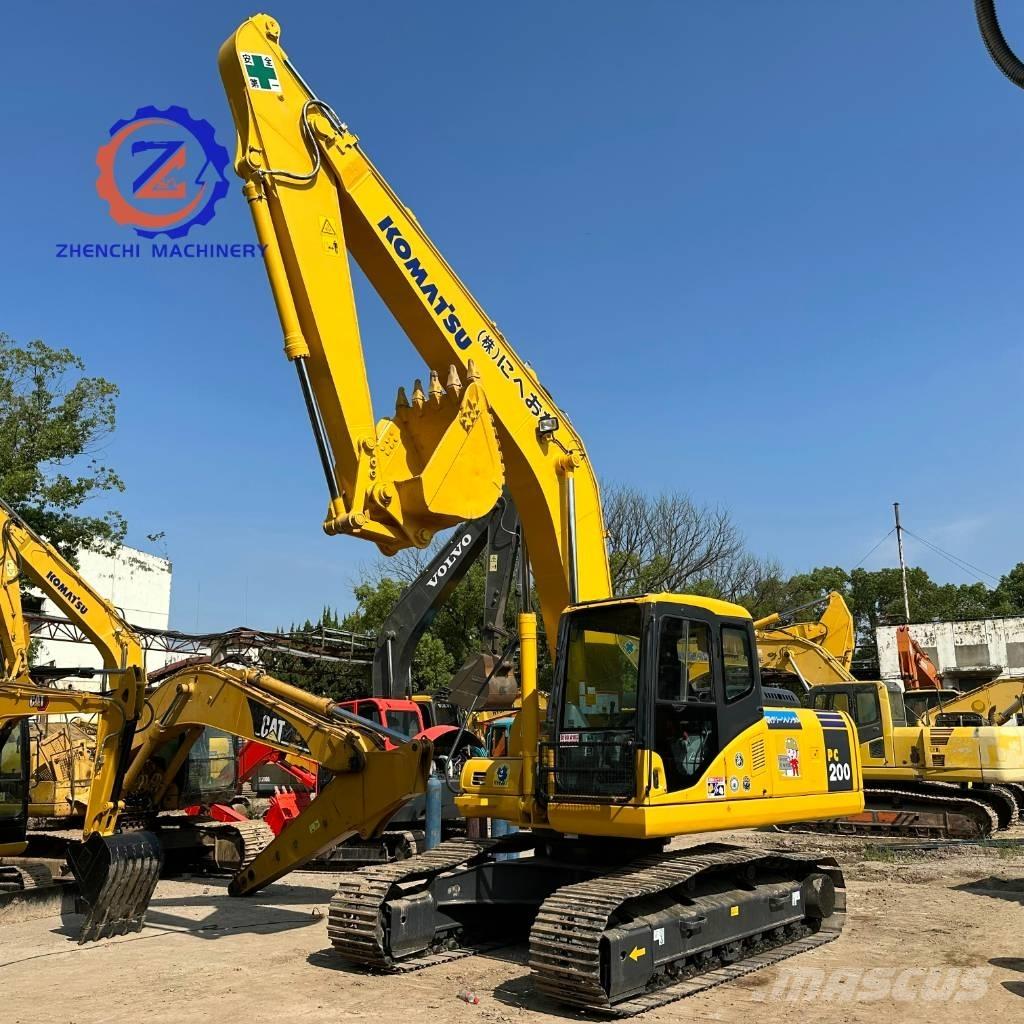 Komatsu PC 200 Pelle sur chenilles