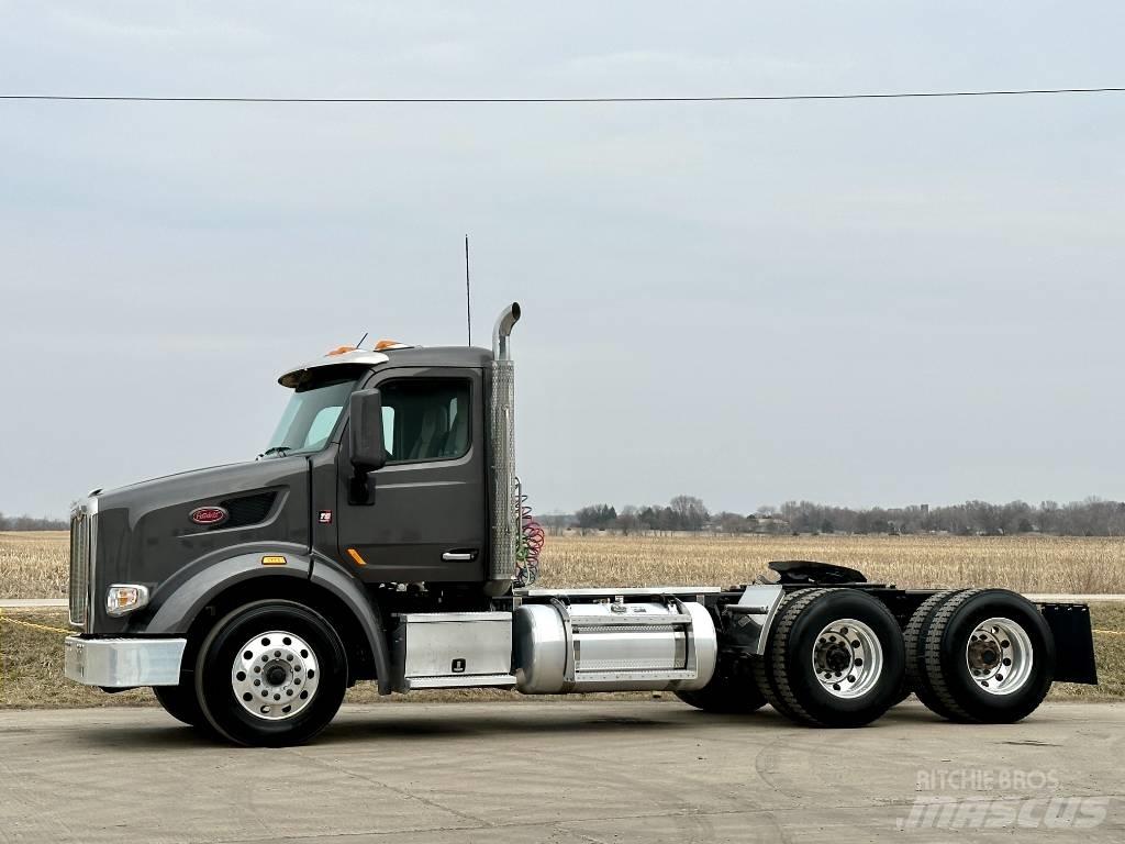 Peterbilt 567 Tracteur routier