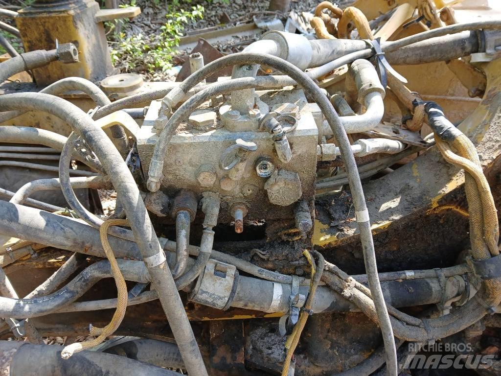 CAT 730 Tombereau articulé