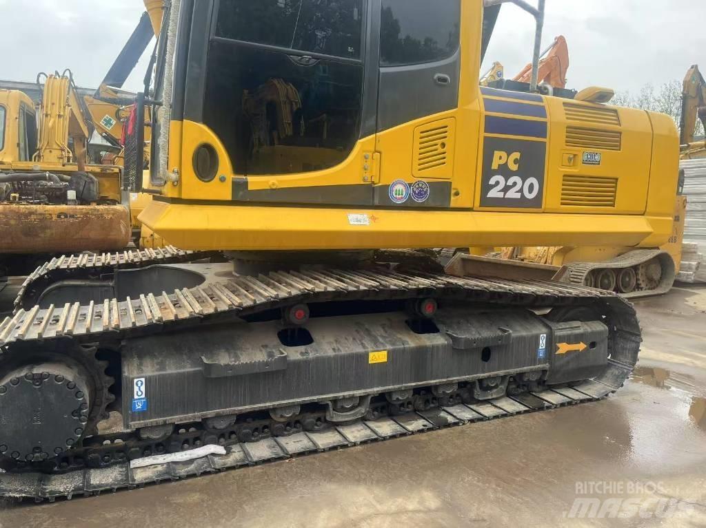 Komatsu PC 220-8 Pelle sur chenilles