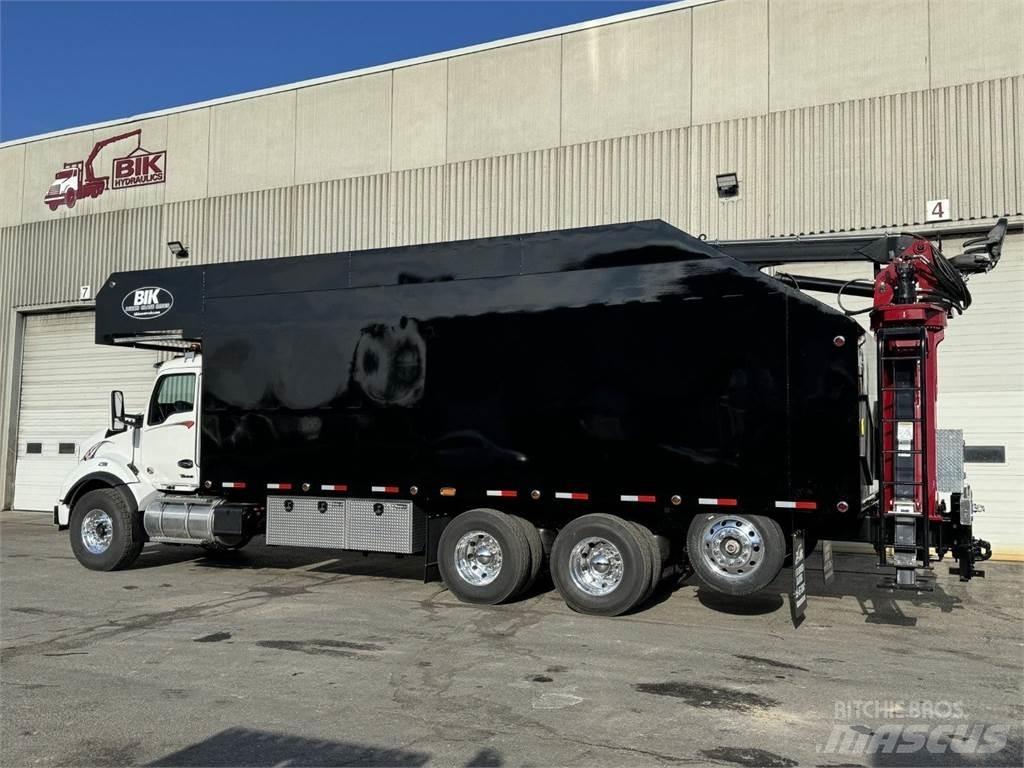 BIK DC-910E Camion plateau ridelle avec grue