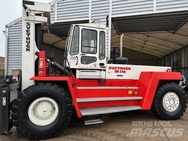 Svetruck 30120-46 Chariots diesel