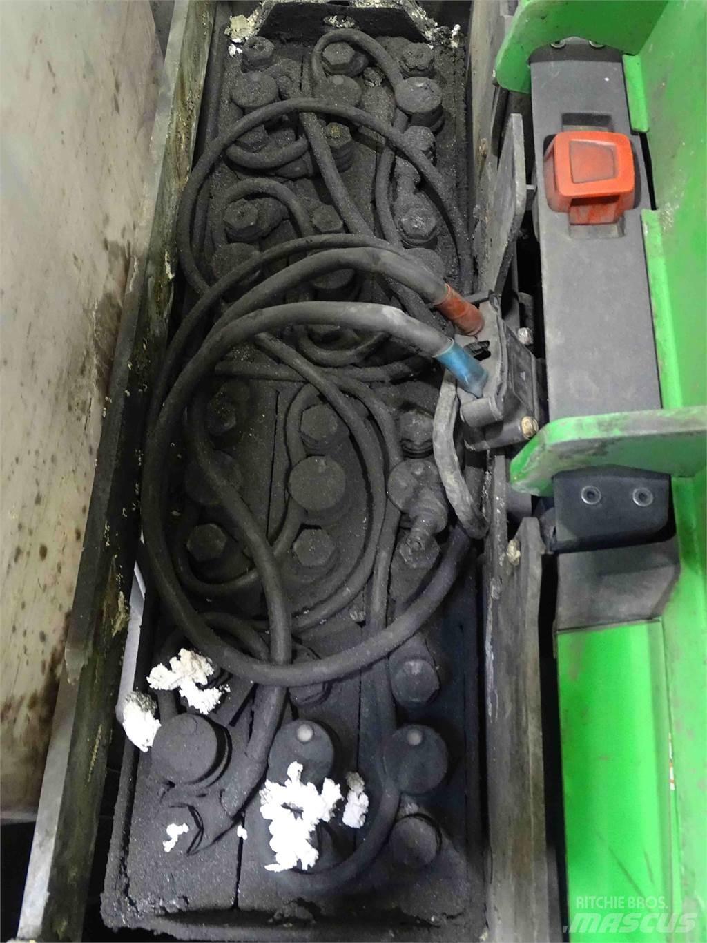 Cesab S210 Gerbeur accompagnant