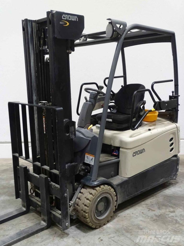 Crown SCT6060-2.0 Chariots élévateurs électriques