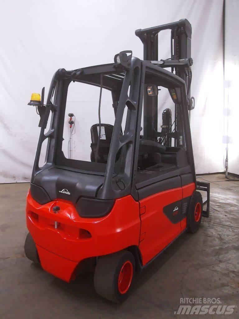 Linde E30L Chariots élévateurs électriques