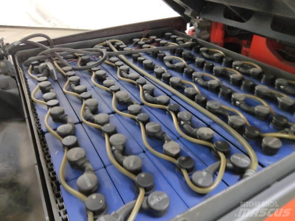 Linde E30L-01 Chariots élévateurs électriques