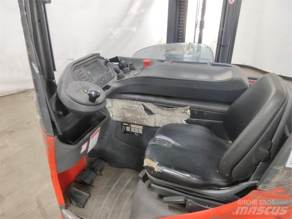 Linde R16HD-01 Chariot à mât rétractable