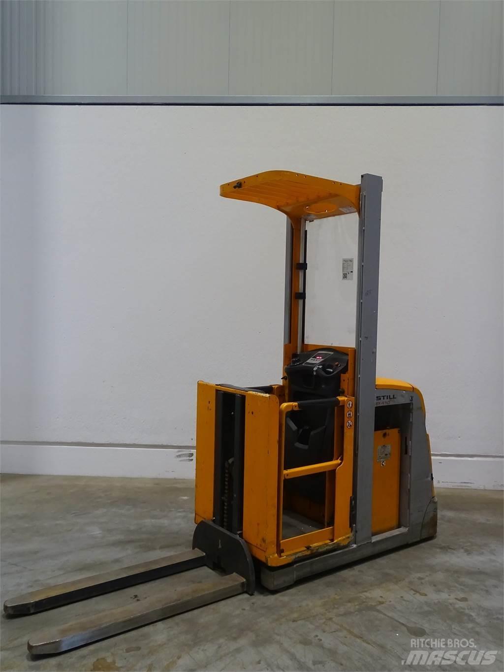 Still EK-X Préparateur de commande haute levée