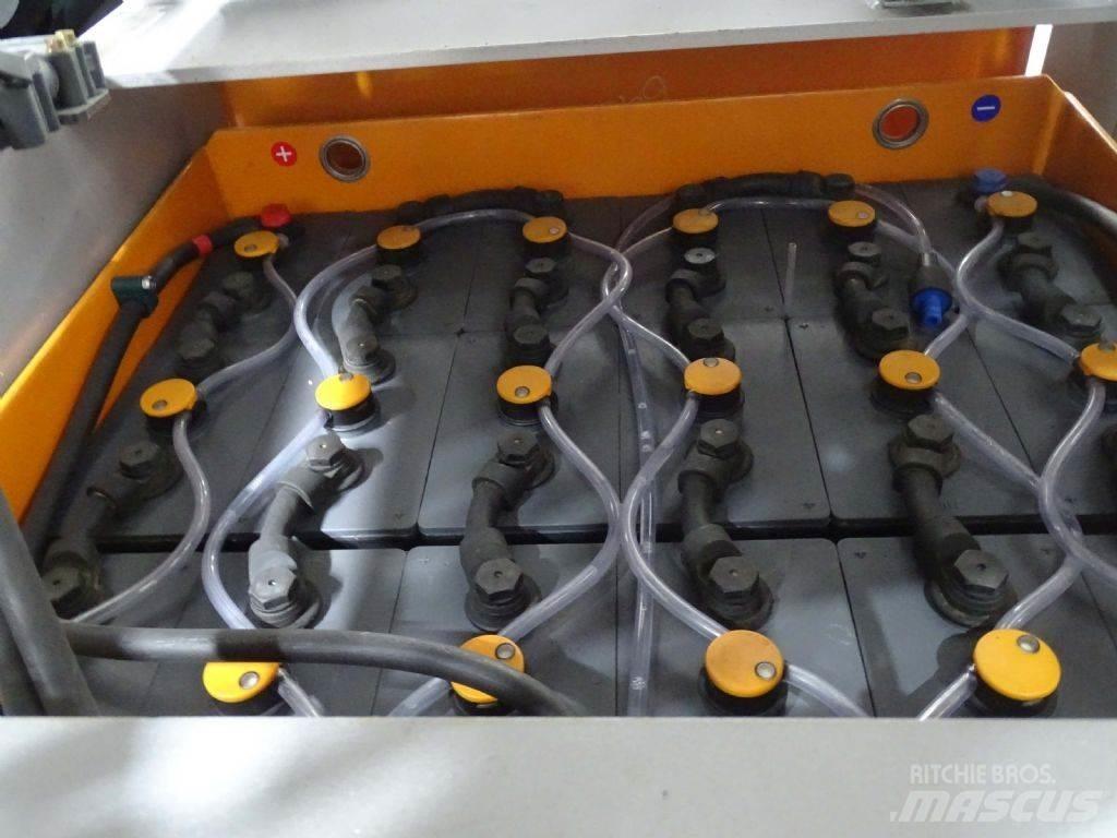 Still EK-X48 Préparateur de commande haute levée