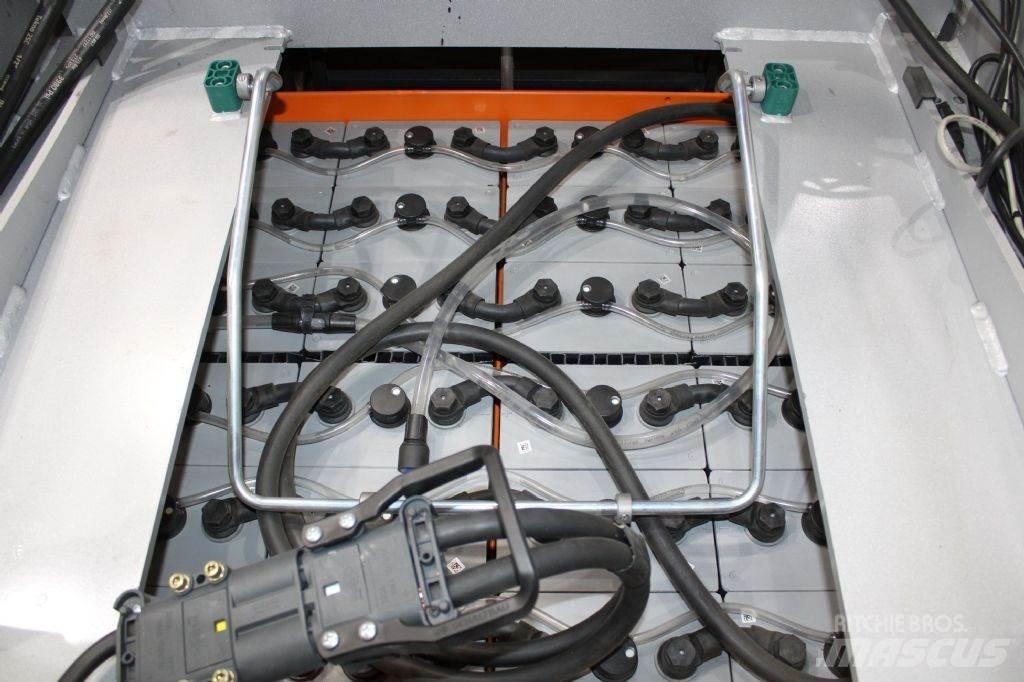 Still EK-X48 Préparateur de commande haute levée