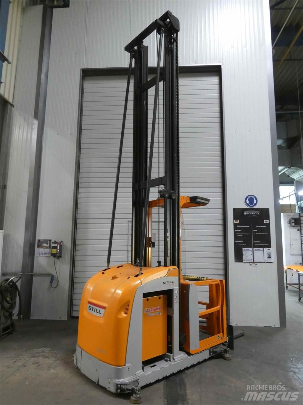 Still EK-X48 Préparateur de commande haute levée