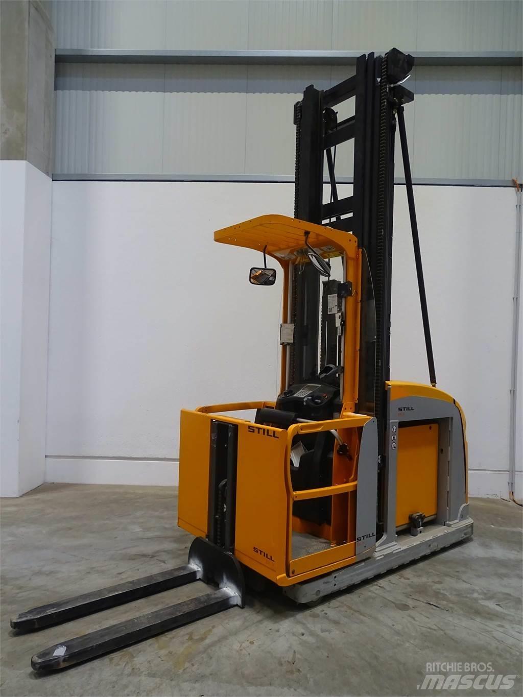 Still EK-X48 Préparateur de commande haute levée