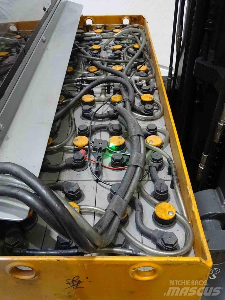 Still FM-X10 Chariot à mât rétractable