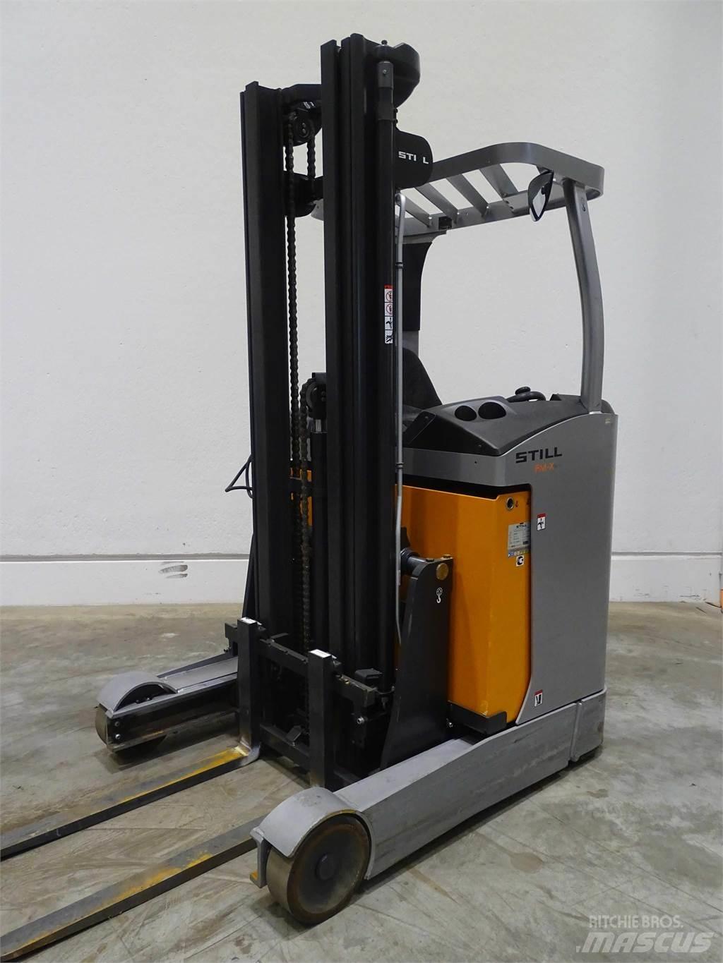 Still FM-X10 Chariot à mât rétractable