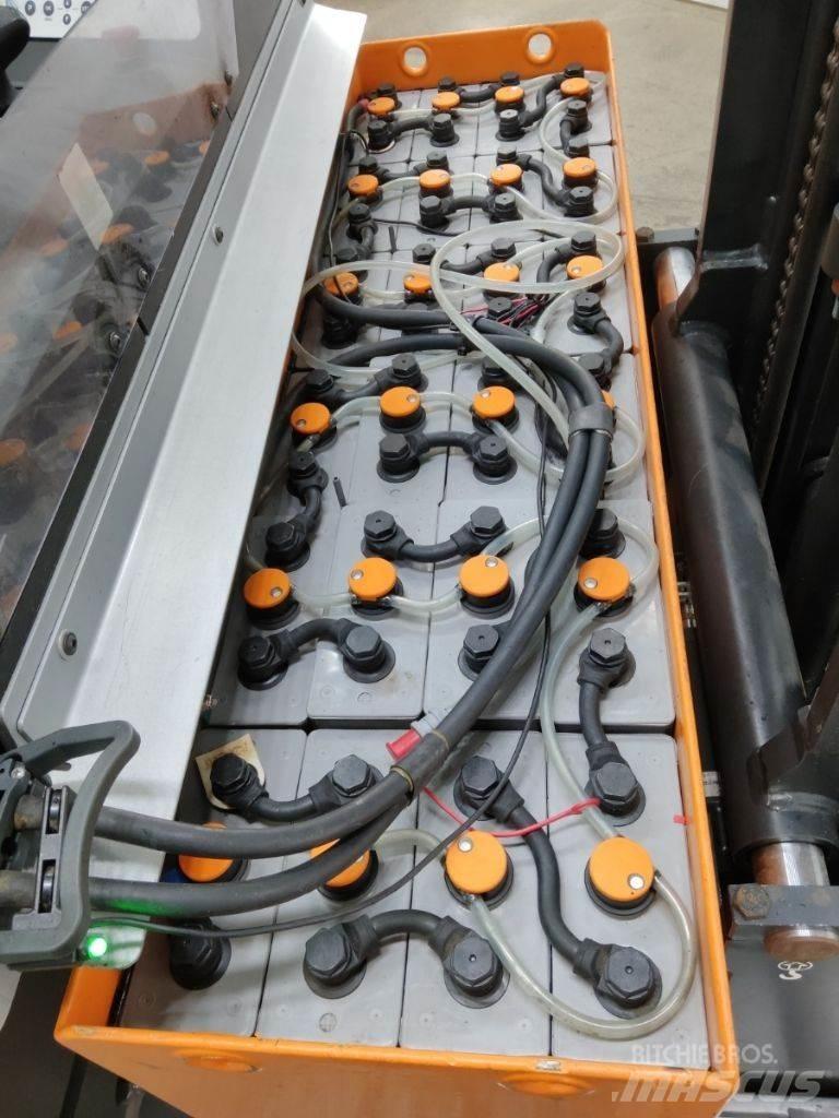 Still FM-X12 Chariot à mât rétractable