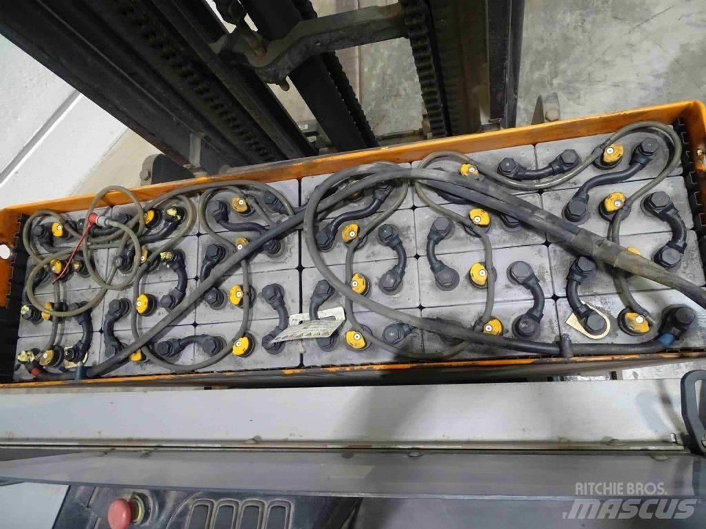 Still FM-X12 Chariot à mât rétractable