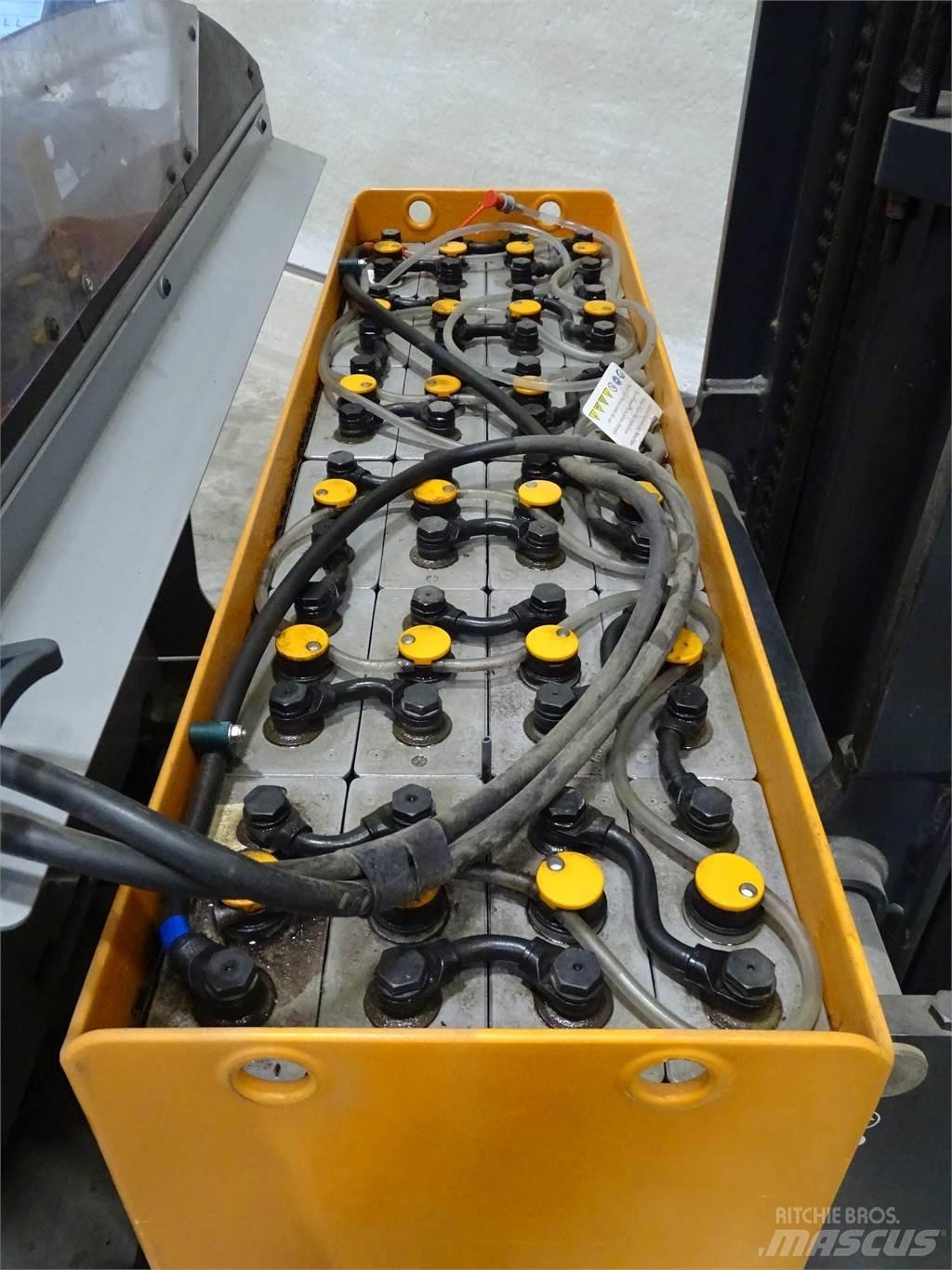 Still FM-X12 Chariot à mât rétractable
