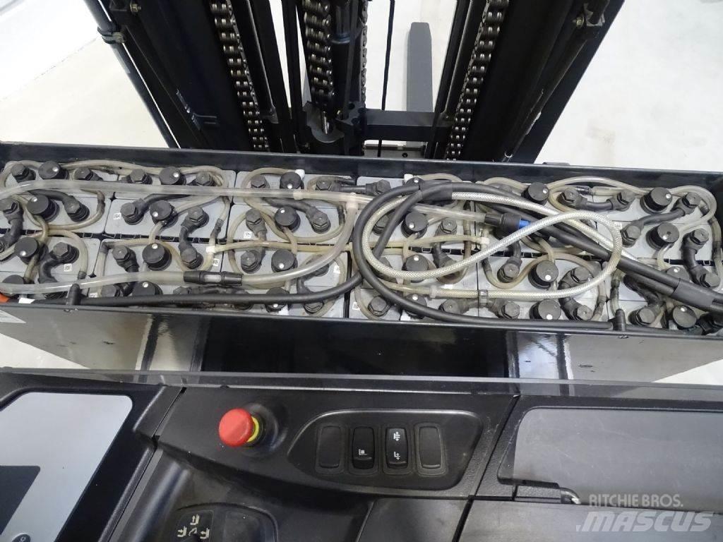 Still FM-X14 Chariot à mât rétractable