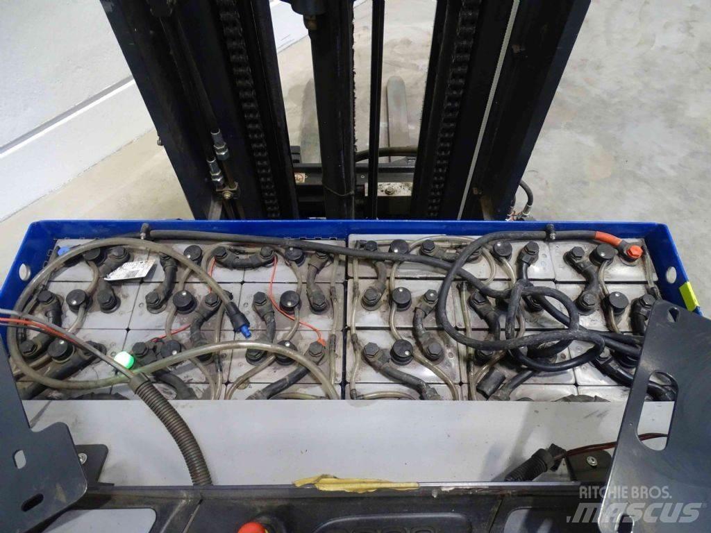 Still FM-X14 Chariot à mât rétractable