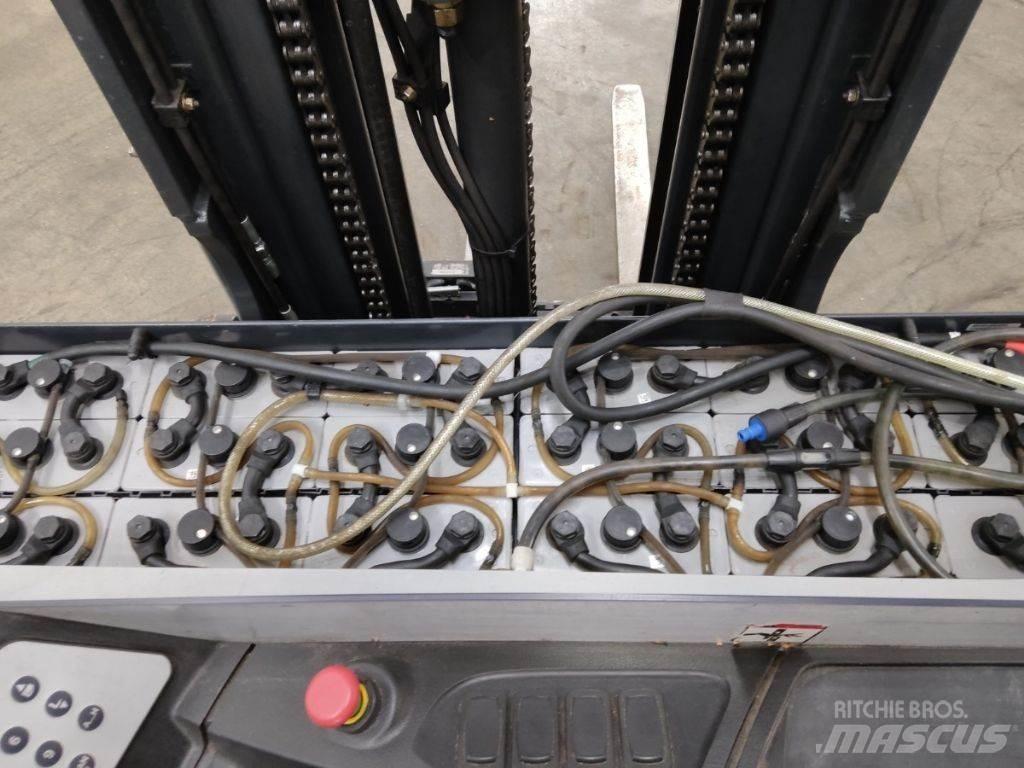 Still FM-X14 Chariot à mât rétractable
